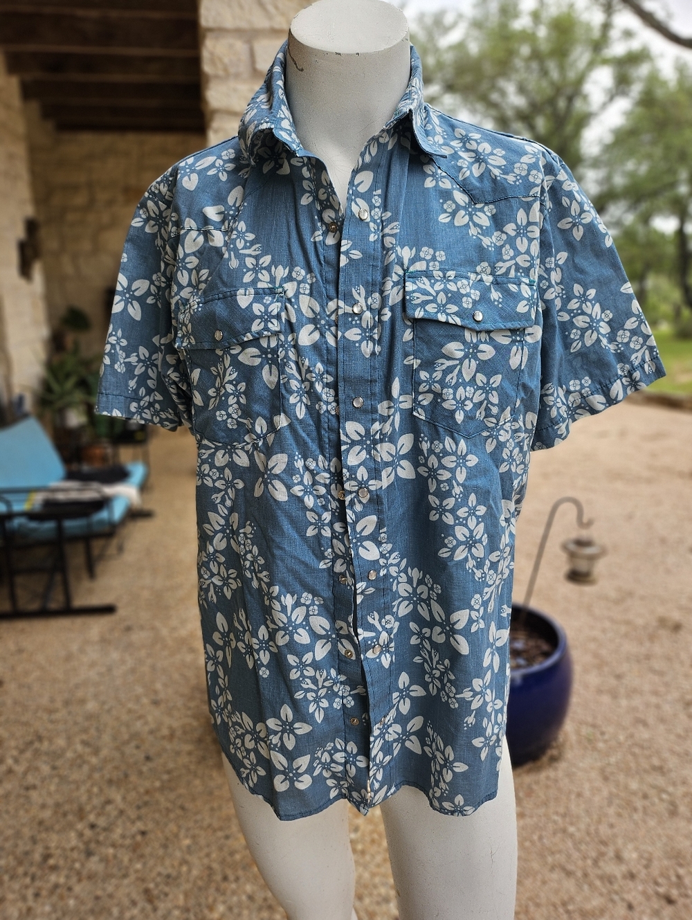 Western Aloha Hawaiian Pearl Snap Short  Sleeve Shirt Blue White Floral Size XL